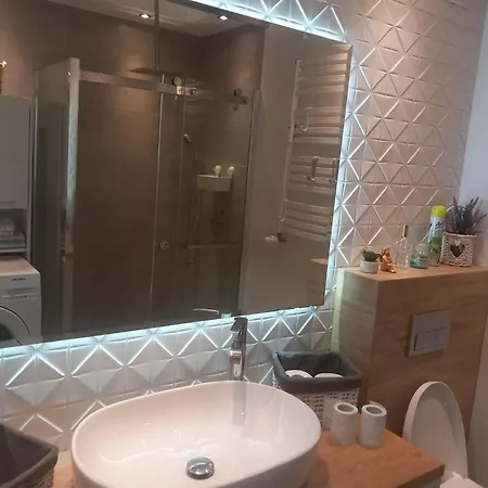 - 5 Min Od Centrum, 10 Min Od Morza Kolobřeh